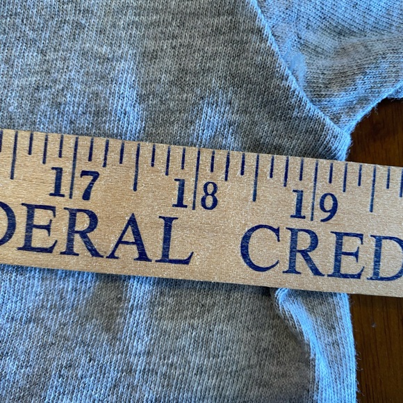 Merry Christmas Ya filthy animal men’s T-shirt.  Size large. - Picture 4 of 5